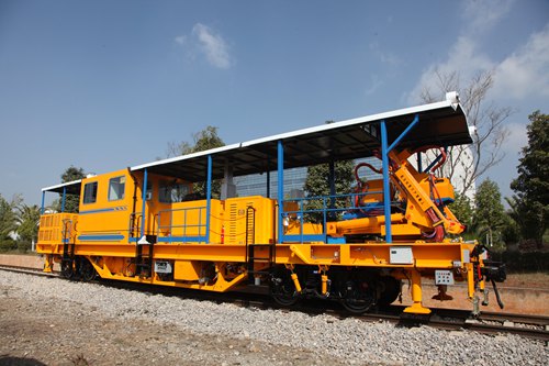 YHGQ-1200數(shù)控式氣壓焊軌車